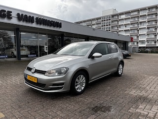 Volkswagen Golf 1.2 TSI Easyline Lmv Pdc Airco Onderhoud aanwezig!