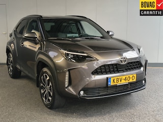 Toyota Yaris Cross 1.5 Hybrid 115 First Edition Rijklaar + Fabrieksgarantie Henk Jongen Auto's in Helmond,  al 50 jaar service zoals 't hoort!