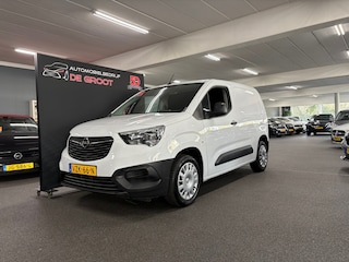 Opel Combo 1.2 PureTech 110 S&S L1/ Nederlandse auto/ Parkeersensoren achter/ Handgeschakeld/ Cruise control/ Trekhaak