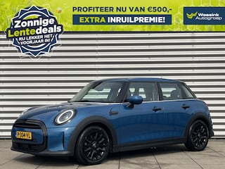 Mini Mini 5-Deurs (f55) 1.5 102pk Automaat Business Edition | LENTEDEALS| Navi | Black Pack | LED koplampen | Union Jack achterlichten | Leder | NL Dealer onderhouden