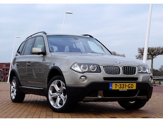 BMW X3 3.0si LCI EXE 272pk Aut Pano Servo Trekhaak 2000kg