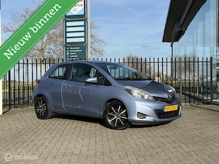 Toyota Yaris 1.3 VVT-i Dynamic | Automaat | Camera
