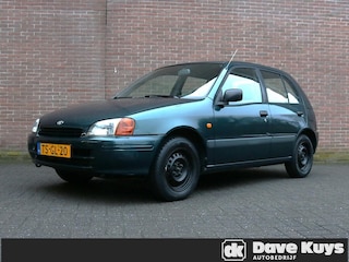 Toyota Starlet 1.3-16V XLi