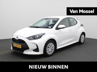 Toyota Yaris 1.5 Hybrid Active | Automaat | Navigatie | Camera | Bluetooth Telefonie |