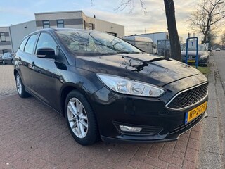 Ford Focus Wagon 1.0 125pk Titanium Edition Airco/ECC,Cruisecontrol,Navigatie