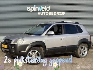 Hyundai Tucson 2.7i V6 4WD Style - Automaat - Climate - Nap -