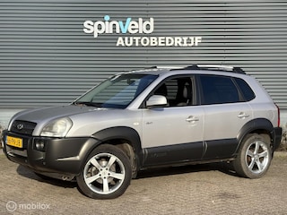 Hyundai Tucson 2.7i V6 4WD Style - Automaat - Climate - Nap -