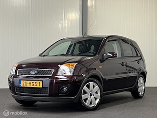 Ford Fusion 1.6-16V Futura AUTOMAAT [ NAP trekhaak airco ]