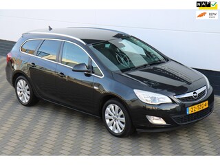 Opel Astra Sports Tourer 1.4 Turbo Cosmo Navi Trekhaak NAP !