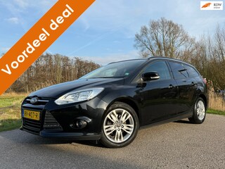 Ford Focus Wagon 1.0 EcoBoost Trend / Navi / Stoelverwarming / 16" Velgen / PDC / Cruise / LED / 6 Versnel. / Goed onderhouden! /