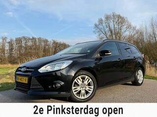 Ford Focus Wagon 1.0 EcoBoost Trend / Navi / Stoelverwarming / 16" Velgen / PDC / Cruise / LED / 6 Versnel. / Goed onderhouden! /
