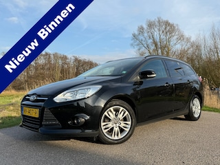 Ford Focus Wagon 1.0 EcoBoost Trend / Navi / Stoelverwarming / 16" Velgen / PDC / Cruise / LED / 6 Versnel. / Goed onderhouden! /