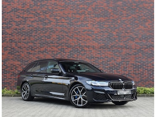 BMW 5-serie Touring 530e xDrive | Pano - Trekhaak - HUD
