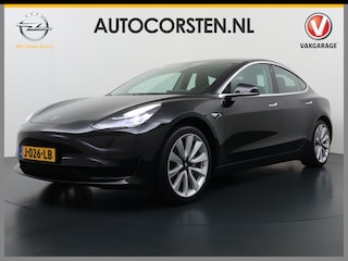 Tesla Model 3 SR+ 325PK Trekhaak Lmv 19" AutoPilot Leer Pano-Dak Adaptive Cruise Camera's Elektr.-Stuur+Stoelen+Spiegels+Geheugen+Easy-Entry+Verwarmde stoelen Park assistent Pdc WIFI Ecc Lane-Assist Speed-Assist SOH 84% Ecc Navi Led DAB Voorverwarmen interieur via App Keyless One-Pedal-Drive 1e Eigenaar Origineel Nederlandse Auto 1.584kg licht!
