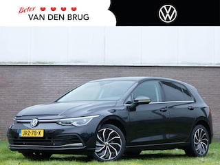 Volkswagen Golf 1.4 eHybrid 204 PK DSG Style | LED Plus | Trekhaak | Stoel & Stuurwielverwarming | Side Assist | Travel Assist |