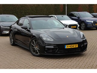 Porsche Panamera 2.9 4 E-Hybrid / NL Auto / 67.531 km / Panoramadak / 360Camera / Achterasbesturing / Carbon intr. / Softclose / Luchtvering / Adaptieve stoelen / 21'' / Keyless / Matrix LED / Sportdesign+Chrono / Bose / Sp