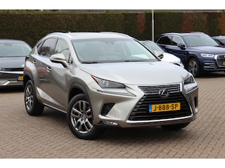 Lexus NX 300h AWD Luxury Line / Trekhaak / Camera / Leder / Keyless / 18'' / Navigatie / Stoelverwarming / Cruise Control