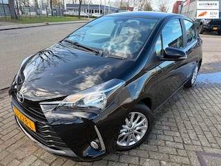 Toyota Yaris 1.0 VVT-i ASPIRATION 2017 NAVI CARPLAY CAMERA AIRCO LANE ASSIST