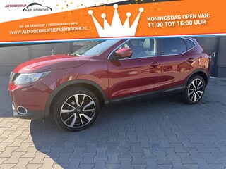 Nissan Qashqai 1.2 Connect Edition Automaat,360 camera,Trekhaak,Panodak,Pdc Hoge Zit Bj 2015 Km 121.000 Nap 2e eigenaar !!