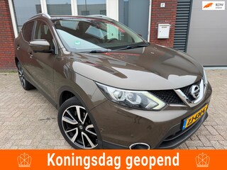 Nissan Qashqai 1.2 Tekna / Navi / Pano / Leder / Camera / PDC