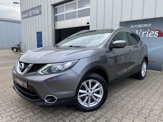 Nissan Qashqai 1.2 Tekna Clima / Cruise / Panoramadak / Stoelverw. / PDC V&A / LMV