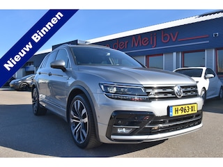 Volkswagen Tiguan 1.5 TSI ACT Highline Business R-Line TREKHAAK , VIRTUAL COCKPIT , PANODAK , V ST VERW , A UITRIJ CAM ,  LED KOPL ,