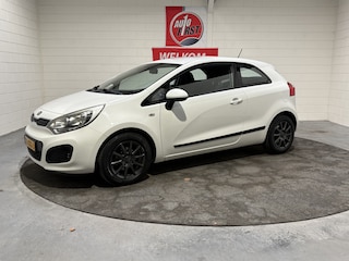 Kia Rio 1.2 CVVT Comfort Pack, Keurige auto, Volledig onderhouden, Airco, Lichtmetaal, Isofix, Prijs incl Apk, beurt en 3 maanden garantie
