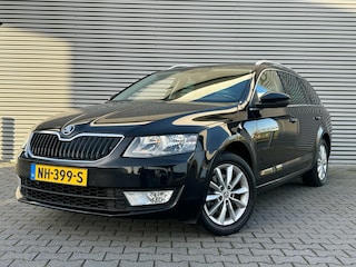 Skoda Octavia Combi 1.0 TSI Greentech Ambition Business | Schuifdak | Airco | Trekhaak | Cruise |