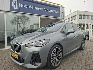 BMW 2-serie Tourer 218i M- sport leer / camera / panoramadak / HD / navigatie