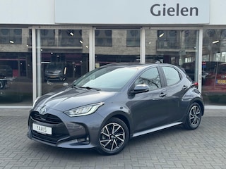 Toyota Yaris 1.5 Hybrid Dynamic | Lichtmetalen velgen, LED, Keyless, Startknop, Licht + Regensensor, Apple CarPlay/Android Auto