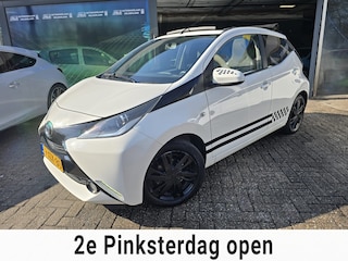 Toyota Aygo 1.0 VVT-i x-wave | 2E EIGENAAR | 12MND GARANTIE | CABRIO | CAMERA | AIRCO |