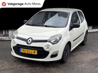 Renault Twingo 1.2 16V Authentique Meeneemprijs € 3.000,- met nieuwe APK