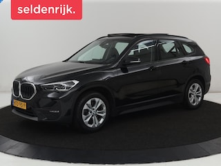 BMW X1 xDrive25e Executive | Panoramadak | Leder | Head-Up | Carplay | Camera | Full LED | Park Assist | Climate control | Navigatie | Cruise control | Bluetooth | PHEV | Plug In