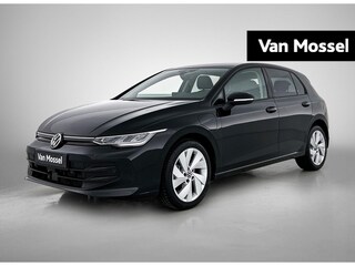 Volkswagen Golf 1.5 eHybrid Life Edition | Demo | 204 PK | Plug-IN | Navigatie | Stuur + Stoelverwarming | Keyless | Multimedia Pakket | Achteruitrijcamera | Getint glas | Adaptive cruise control | Lane Assist | Climate Control |