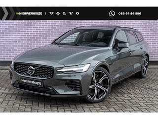 Volvo V60 2.0 T6 Plug-in hybrid AWD Ultra Dark | Google | Long Range | Schuif-/Kanteldak | Adaptieve Cruise Control | DAB | Head-Up Display | Camera | Stoelverwarming Voor + Achter | Harman Kardon Audio | Getint Glas | Zitverlenging | Elek. Stoelen | Memory | 19" LM