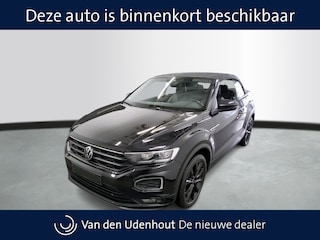 Volkswagen T-Roc 1.5 TSI 150pk Automaat Black Style R-Line / Trekhaak / Alarm / Adaptive Cruise