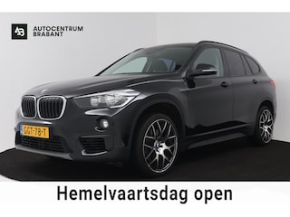 BMW X1 XDrive20i High Executive (Goed OndH, Camera, Trekhaak, Navi, Parkeersensoren, StoelV, Climate Control, Cruise Control, Etc)