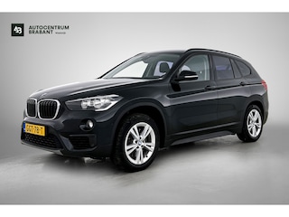 BMW X1 XDrive20i High Executive (Goed OndH, Camera, Trekhaak, Navi, Parkeersensoren, StoelV, Climate Control, Cruise Control, Etc)