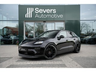Porsche Macan 100 kWh l Luchtvering | Panorama-dak l  Stuurwielverwarming | 22-inch  wielen | Surround camera's l