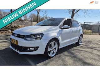 Volkswagen Polo 1.2 TSI Comfortline NETTE AUTO RIJDT EN SCHAKELT GOED