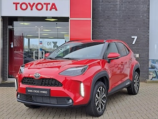 Toyota Yaris Cross 1.5 HYBRID 115 DYNAMIC COMFORT PACK NIEUW! DIRECT LEVERBAAR BLIND SPOT STOEL/STUURVERW. PARK-SENSOREN KEYLESS PRIVACY-GLASS