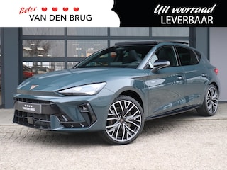 Cupra Leon 1.5 TSI e-Hybrid VZ 272PK | Nieuw! | 4J. Garantie | Panoramadak | SennHeiser Audio | Adaptieve Cruise Control | Stuur- & Stoelverwarming | Side Assist |