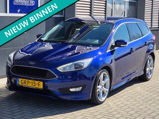 Ford Focus 1.0 EcoBoost 125pk ST-line vol opties!
