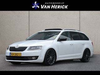 Skoda Octavia Combi 1.0 TSI Style | Schuif/Kantel Dak | Carplay | Canton