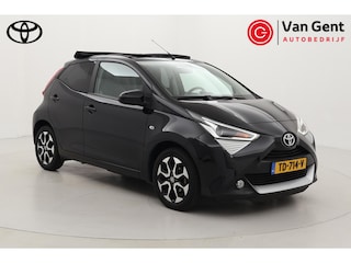 Toyota Aygo 1.0 VVT-i x-first | Elektrisch vouwdak | Apple Carplay / Android Auto | Airco | Camera | 15 inch | Privacy glas | DAB | Bluetooth
