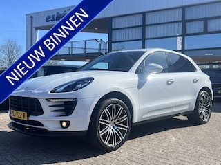 Porsche Macan 2.0 Navi Panoramadak Elek Sportstoelen Bose Leder 21 Inch Turbo Velgen Led Getint Glas NL Auto Wit metallic