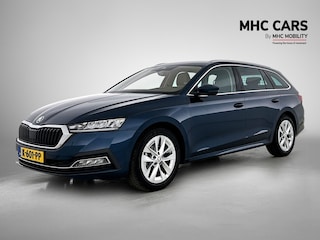 Skoda Octavia Combi 1.0 e-TSI Business Edition Plus | Trekhaak | Leder | Clima |