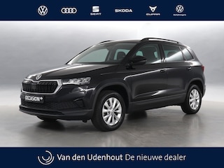 Skoda Karoq 1.5 TSI 150pk ACT Business Edition DSG / Navigatie / Cruise Control / Parkeersensoren