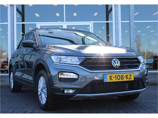Volkswagen T-Roc 1.5 TSI Automaat Style Business | Adapt. Cruise | Camera | Verw. Voorstoelen | DAB | AppleCarplay | El. Achterklep |