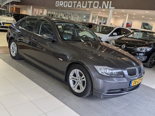 BMW 318i Business Line Airco, Cruise Control, Leder, Stuurbekrachtiging